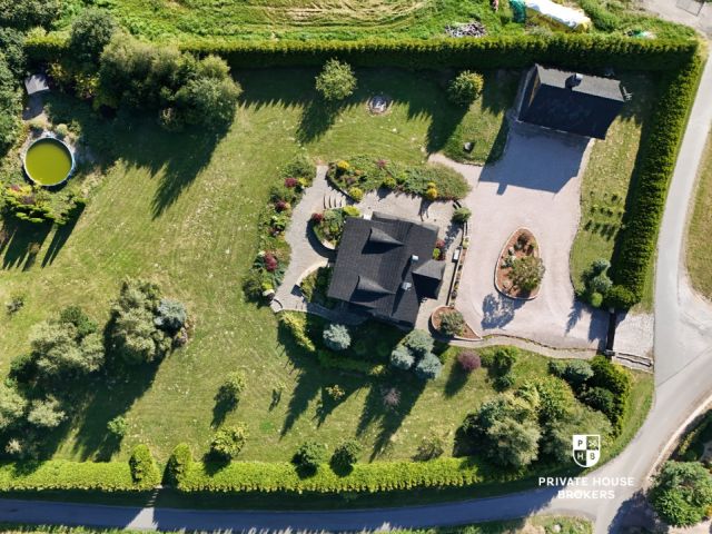 A unique house for sale in Dąbrówka Szczepanowska – right next to the observation tower - Будинок - Продаж - Tarnowski, Pleśna / Dąbrówka Szczepanowska