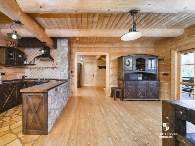 A unique house for sale in Dąbrówka Szczepanowska – right next to the observation tower - Будинок - Продаж - Tarnowski, Pleśna / Dąbrówka Szczepanowska