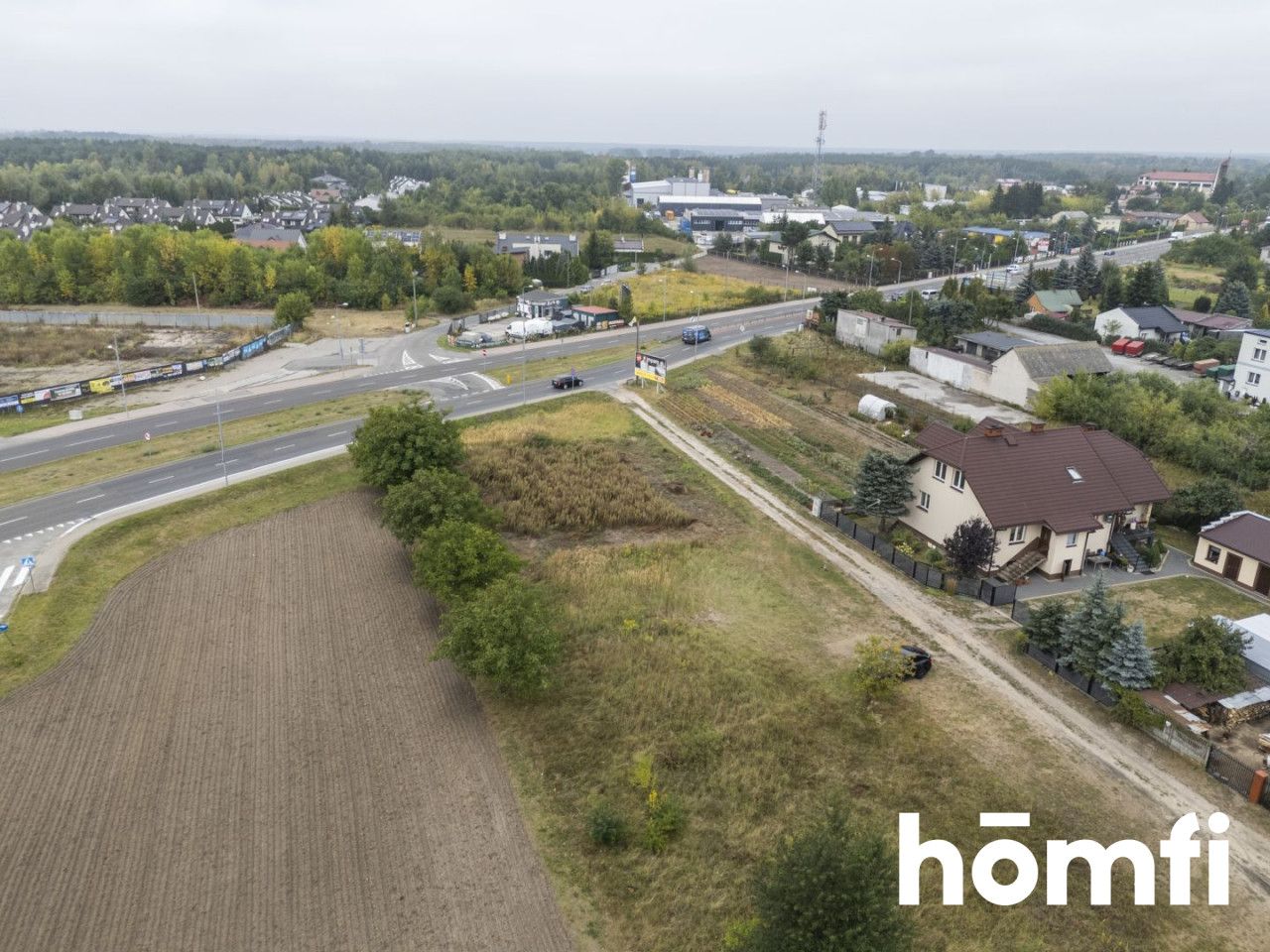 Działka pod zabudowę jednorodzinną lub usługi - Działka - Sprzedaż - Radom, Rajec Szlachecki