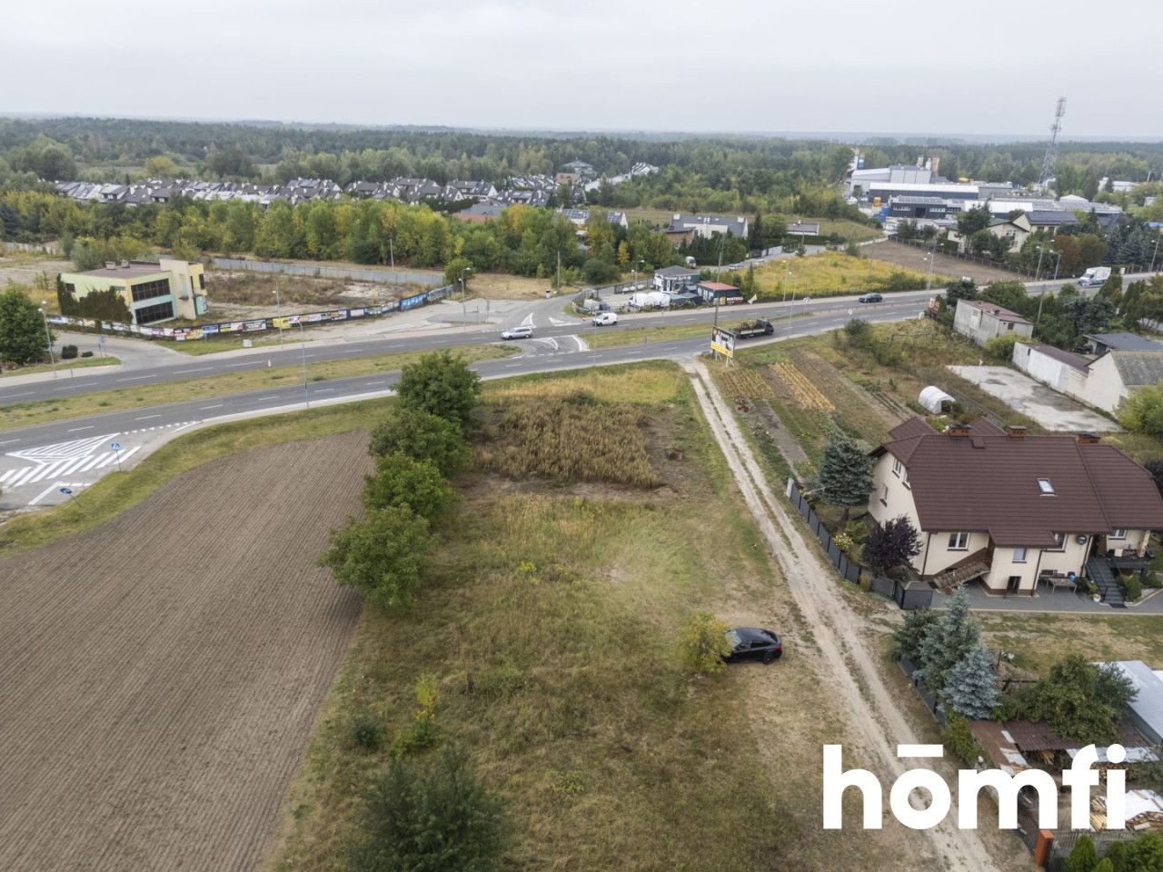 Działka pod zabudowę jednorodzinną lub usługi - Działka - Sprzedaż - Radom, Rajec Szlachecki