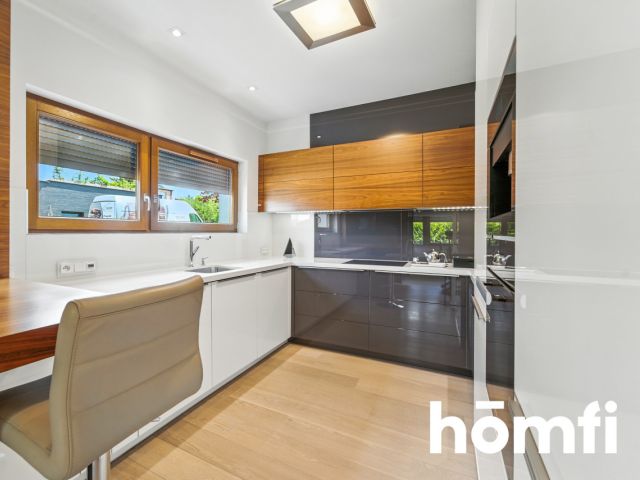 Luksusowy i wyjątkowy dom w Centrum Bażantowa - Dom - Sprzedaż - Katowice, Kostuchna