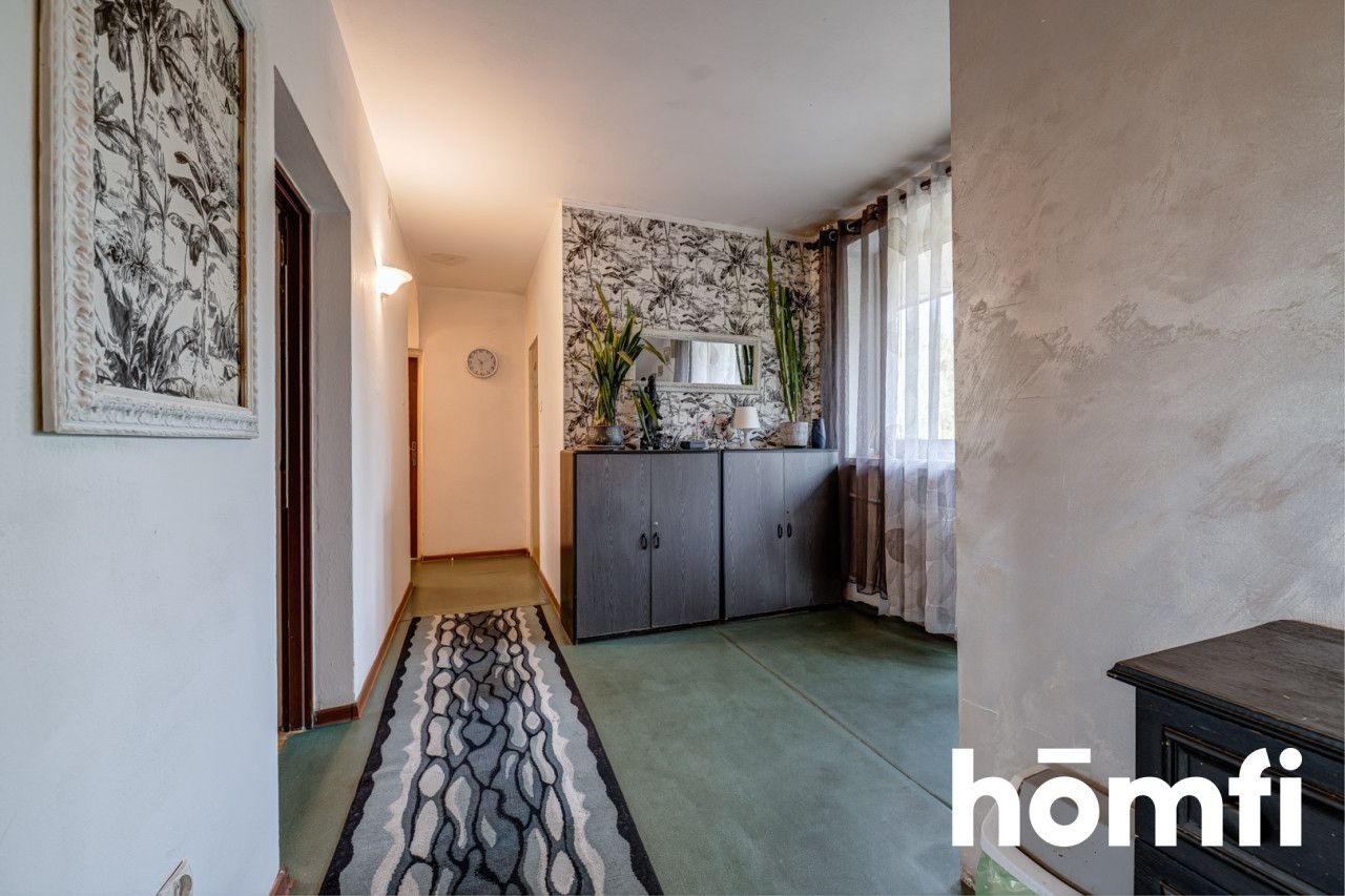 Przestronny dom z prywatnym stawem w Rajcu Poduchownym - Dom - Sprzedaż - Radom, Rajec Poduchowny