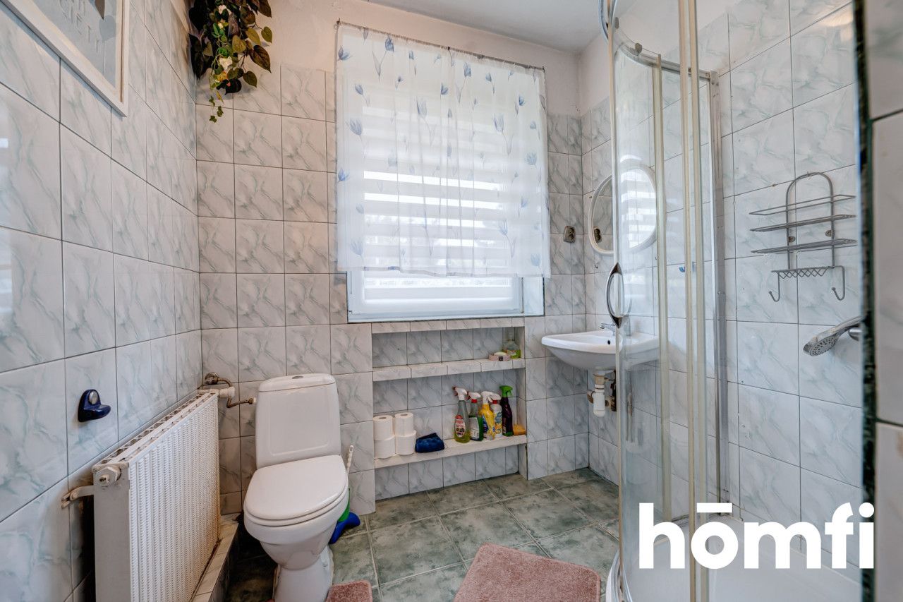 Przestronny dom z prywatnym stawem w Rajcu Poduchownym - Dom - Sprzedaż - Radom, Rajec Poduchowny