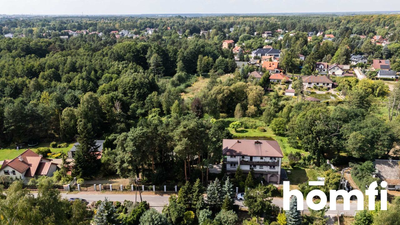 Przestronny dom z prywatnym stawem w Rajcu Poduchownym - Dom - Sprzedaż - Radom, Rajec Poduchowny