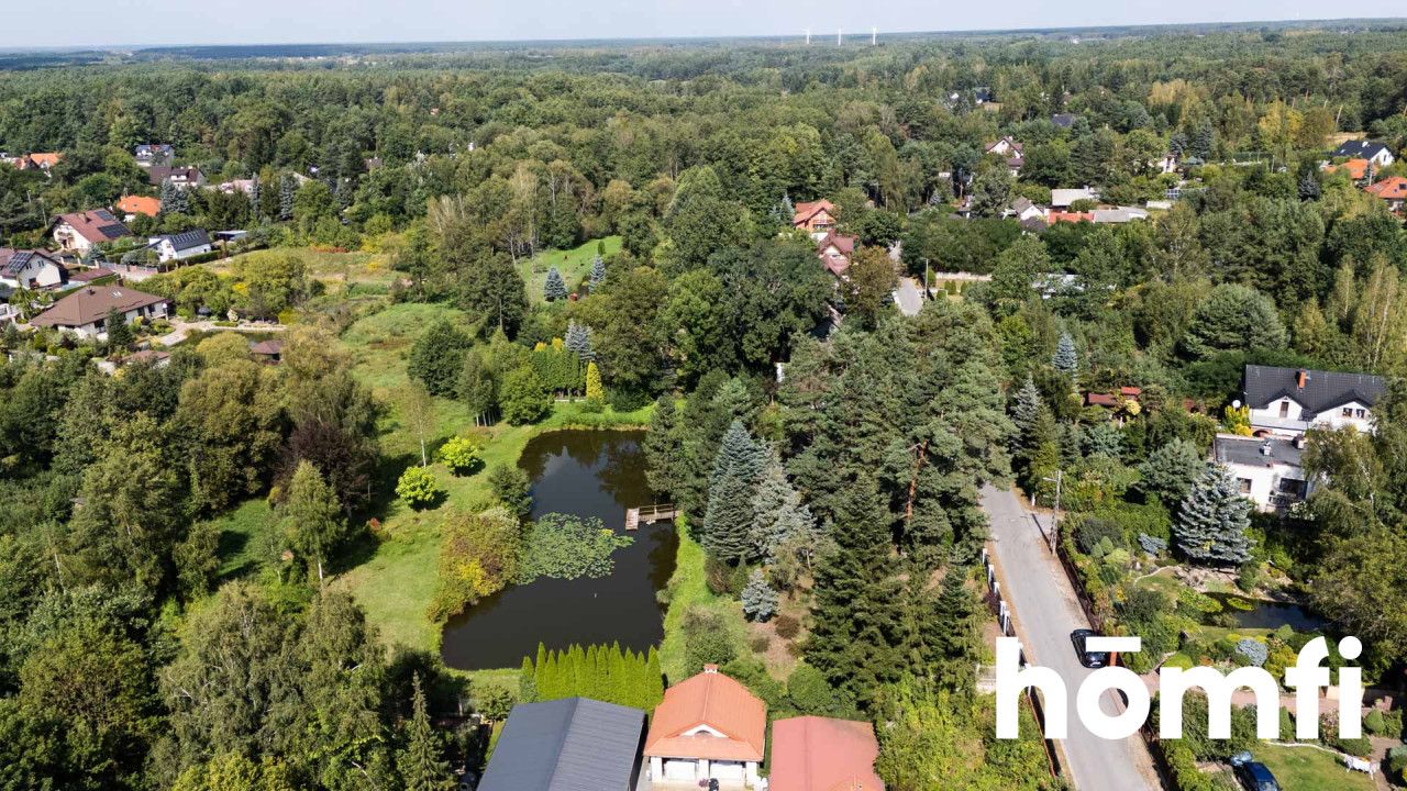 Przestronny dom z prywatnym stawem w Rajcu Poduchownym - Dom - Sprzedaż - Radom, Rajec Poduchowny