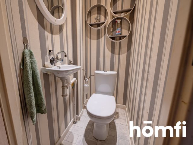 Przestronny dom z prywatnym stawem w Rajcu Poduchownym - Dom - Sprzedaż - Radom, Rajec Poduchowny