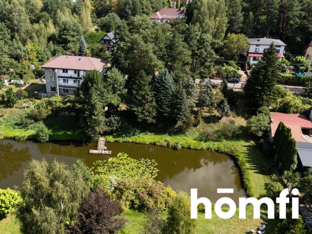 Przestronny dom z prywatnym stawem w Rajcu Poduchownym - Dom - Sprzedaż - Radom, Rajec Poduchowny