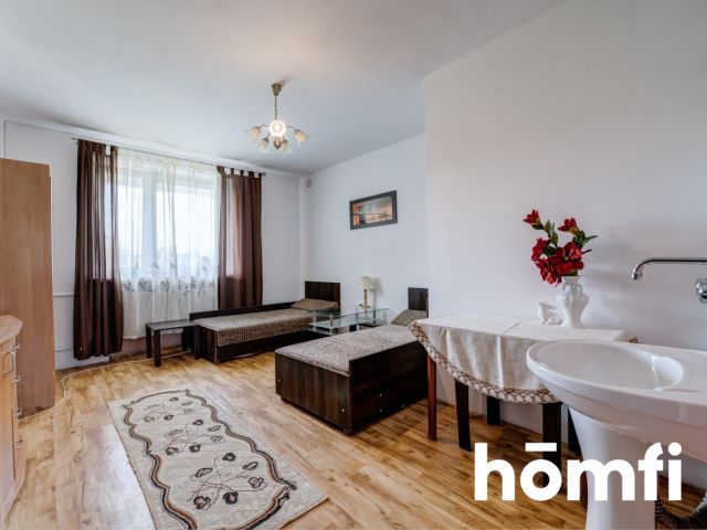 Przestronny dom z prywatnym stawem w Rajcu Poduchownym - Dom - Sprzedaż - Radom, Rajec Poduchowny