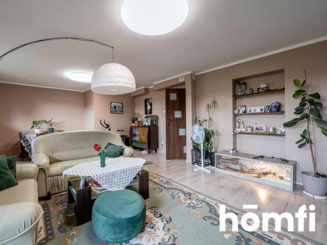 Przestronny dom z prywatnym stawem w Rajcu Poduchownym - Dom - Sprzedaż - Radom, Rajec Poduchowny