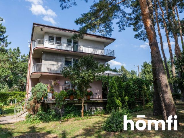 Przestronny dom z prywatnym stawem w Rajcu Poduchownym - Dom - Sprzedaż - Radom, Rajec Poduchowny