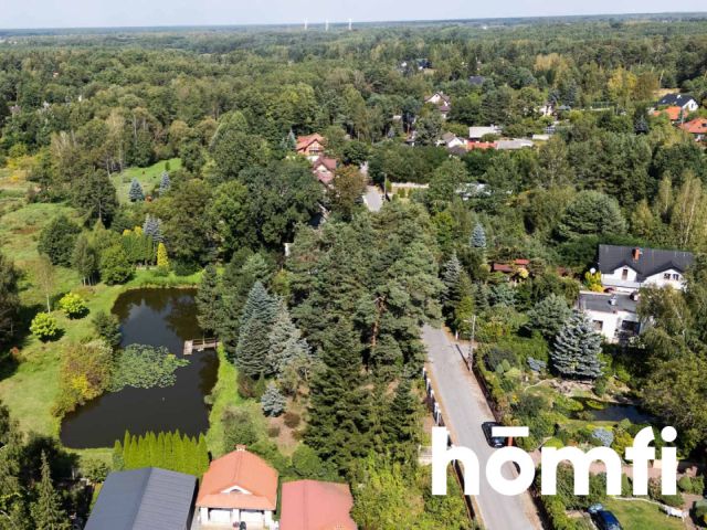 Przestronny dom z prywatnym stawem w Rajcu Poduchownym - Dom - Sprzedaż - Radom, Rajec Poduchowny