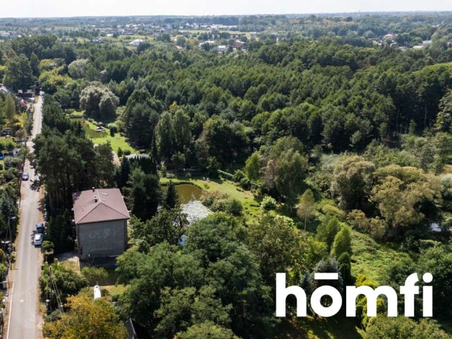 Przestronny dom z prywatnym stawem w Rajcu Poduchownym - Dom - Sprzedaż - Radom, Rajec Poduchowny