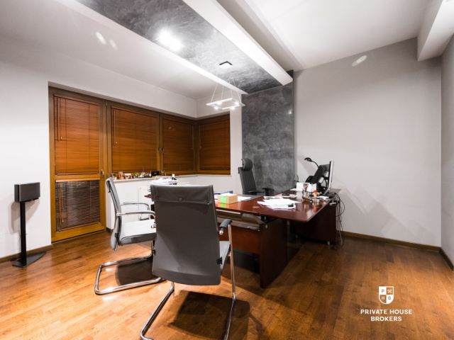 Office Building in Bronowice with adjacent Plot | Expansion and New Investment Potential - Commercial premises - Sale - Kraków, Krowodrza / Bronowice