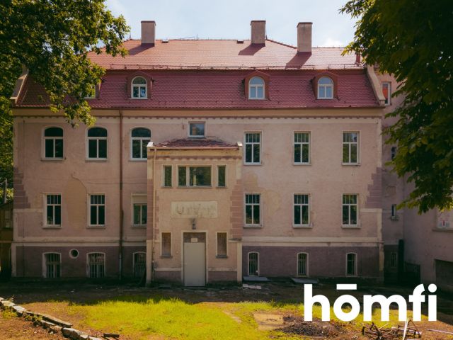 Pałac z aktualnym Pozwoleniem na Budowę / Inwestycja / Dom Opieki / Hotel SPA - Lokal użytkowy - Sprzedaż - Świdnicki, Świdnica / Bystrzyca Górna