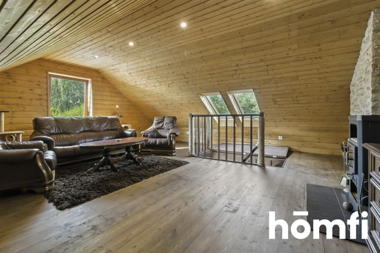 A spacious and comfortable detached house - Дім - Продаж - Kielecki, Miedziana Góra / Ciosowa