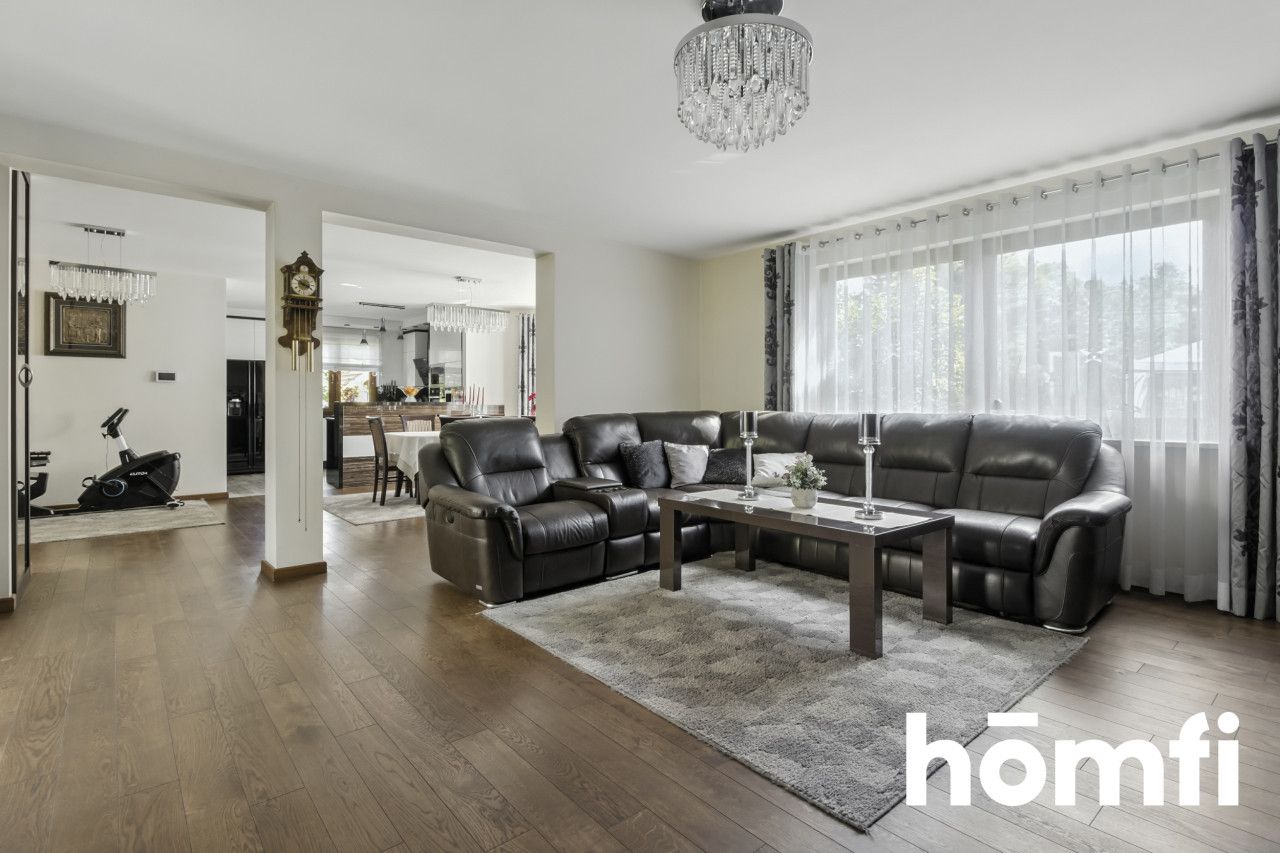 A spacious and comfortable detached house - Дім - Продаж - Kielecki, Miedziana Góra / Ciosowa