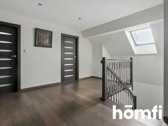 Wolnostojący dom z przestrzenią i wygodą - Dom - Sprzedaż - Kielecki, Miedziana Góra / Ciosowa