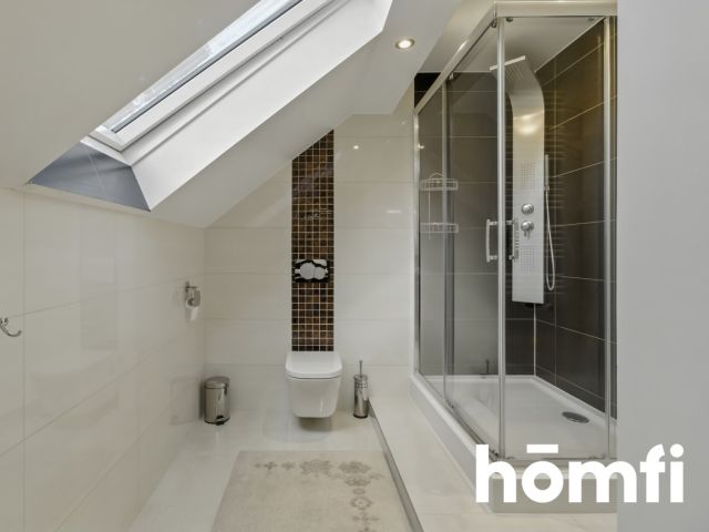 Wolnostojący dom z przestrzenią i wygodą - Dom - Sprzedaż - Kielecki, Miedziana Góra / Ciosowa