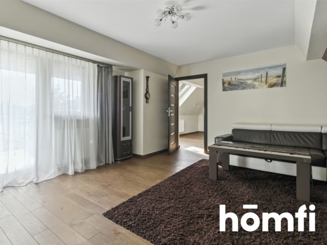 Wolnostojący dom z przestrzenią i wygodą - Dom - Sprzedaż - Kielecki, Miedziana Góra / Ciosowa