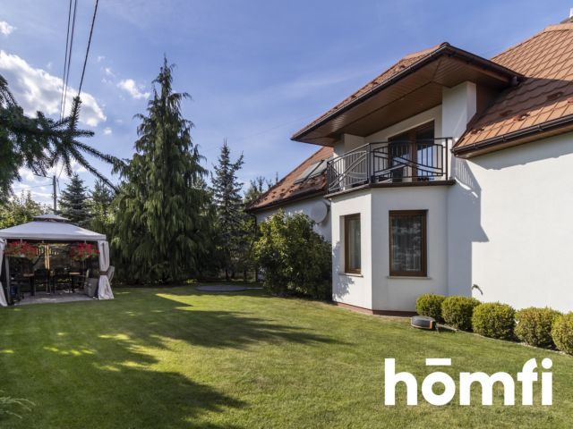 Wolnostojący dom z przestrzenią i wygodą - Dom - Sprzedaż - Kielecki, Miedziana Góra / Ciosowa