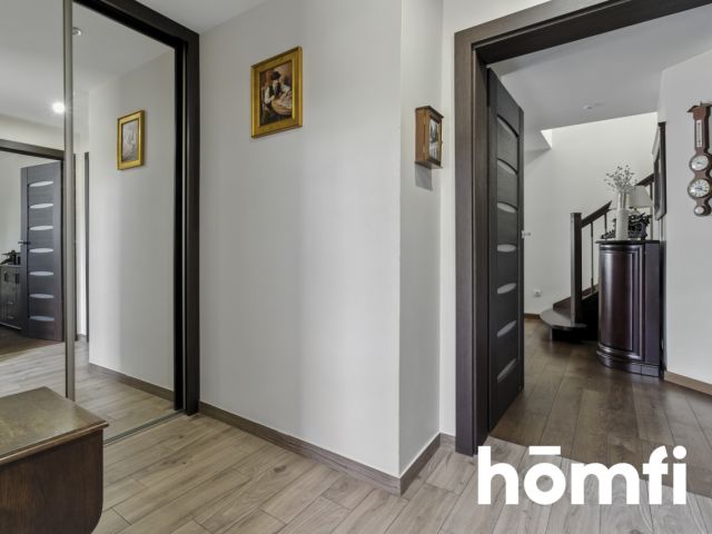 Wolnostojący dom z przestrzenią i wygodą - Dom - Sprzedaż - Kielecki, Miedziana Góra / Ciosowa