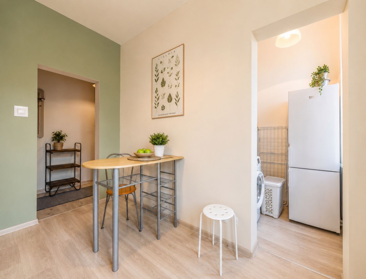 2-room apartment in the center of Łódź on Pomorska Street – also ideal as an investment. - Apartment - Sale - Łódź, Śródmieście