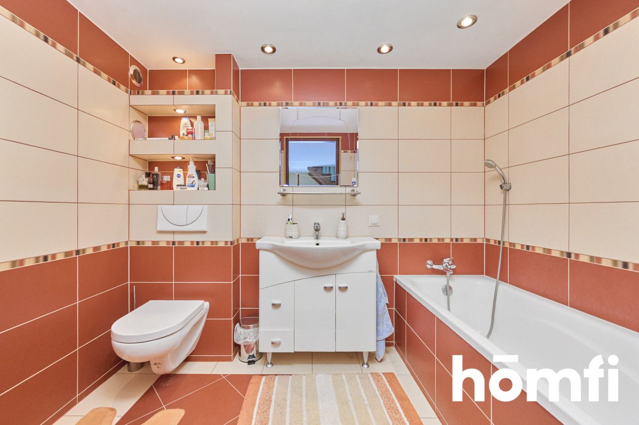 Duży, narożny dom w cichej okolicy - Dom - Sprzedaż - Wrocław, Krzyki / Klecina