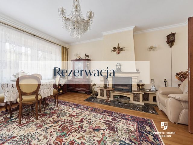 Large corner house in a quiet neighborhood - Будинок - Продаж - Wrocław, Krzyki / Klecina