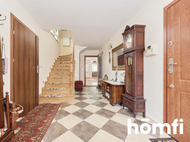 Duży, narożny dom w cichej okolicy - Dom - Sprzedaż - Wrocław, Krzyki / Klecina