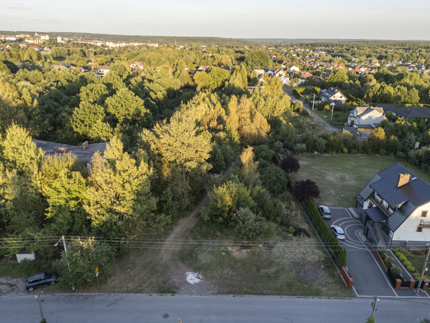 Działka 2321m2. Możliwość podziału.Blisko zalewu - Działka - Sprzedaż - Starachowicki, Starachowice