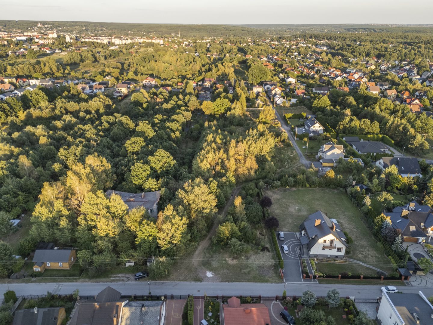Działka 2321m2. Możliwość podziału.Blisko zalewu - Działka - Sprzedaż - Starachowicki, Starachowice