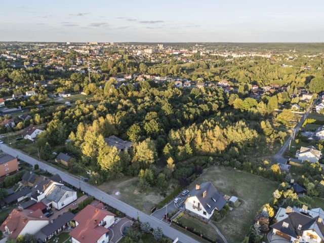 Działka 2321m2. Możliwość podziału.Blisko zalewu - Działka - Sprzedaż - Starachowicki, Starachowice