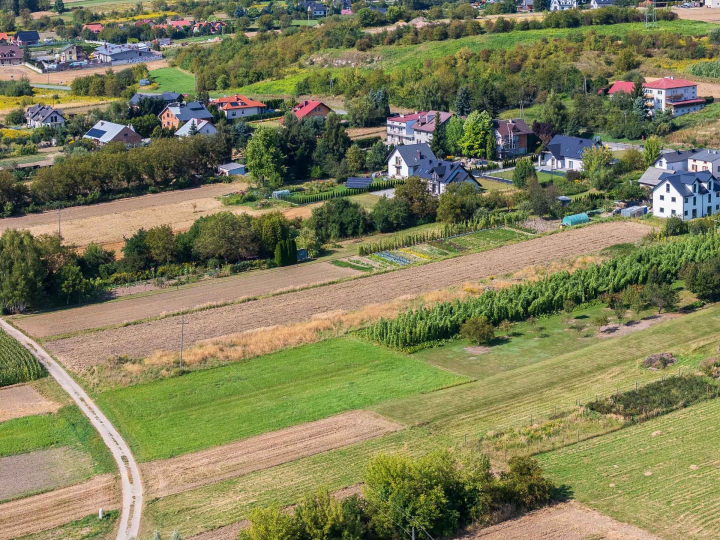 A 3,817 m² agricultural and construction plot located in Zielonki, near the exit towards Trojanowice - Plot - Sale - Krakowski, Zielonki
