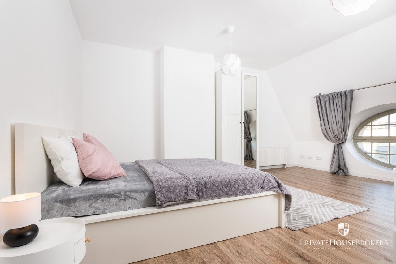 Apartament o powierzchni 83 m2 w odrestaurowanej Kamienicy z 2020 roku| Stare Miasto,| Galeria Krakowska - Mieszkanie - Wynajem - Kraków, Śródmieście / Stare Miasto
