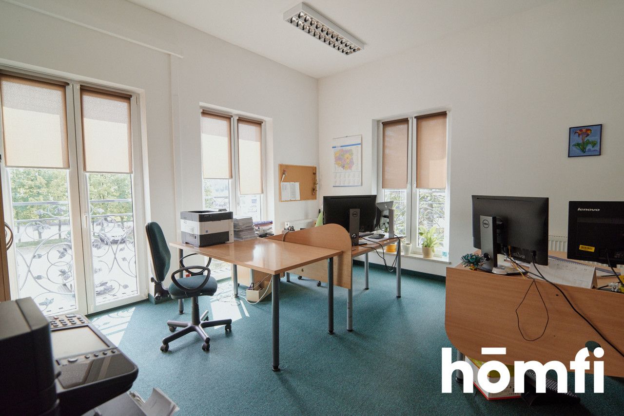 Na sprzedaż budynek biurowy z najemcą - Zamość - Lokal użytkowy - Sprzedaż - Zamość