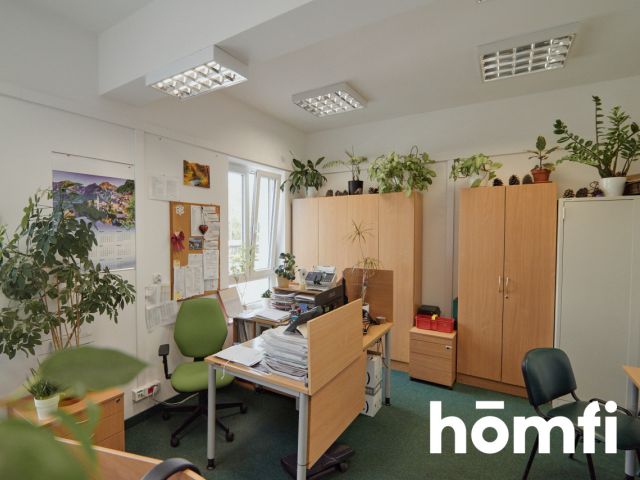 Na sprzedaż budynek biurowy z najemcą - Zamość - Lokal użytkowy - Sprzedaż - Zamość