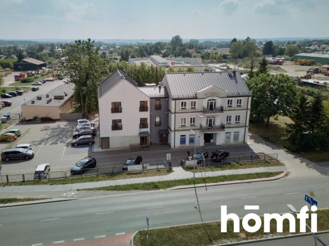 Na sprzedaż budynek biurowy z najemcą - Zamość - Lokal użytkowy - Sprzedaż - Zamość