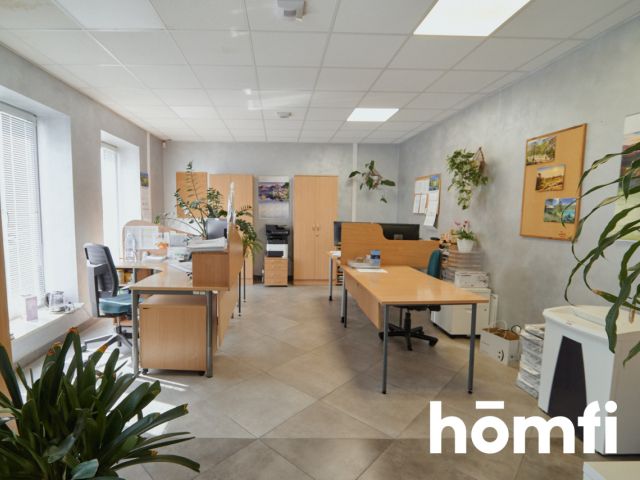 Na sprzedaż budynek biurowy z najemcą - Zamość - Lokal użytkowy - Sprzedaż - Zamość