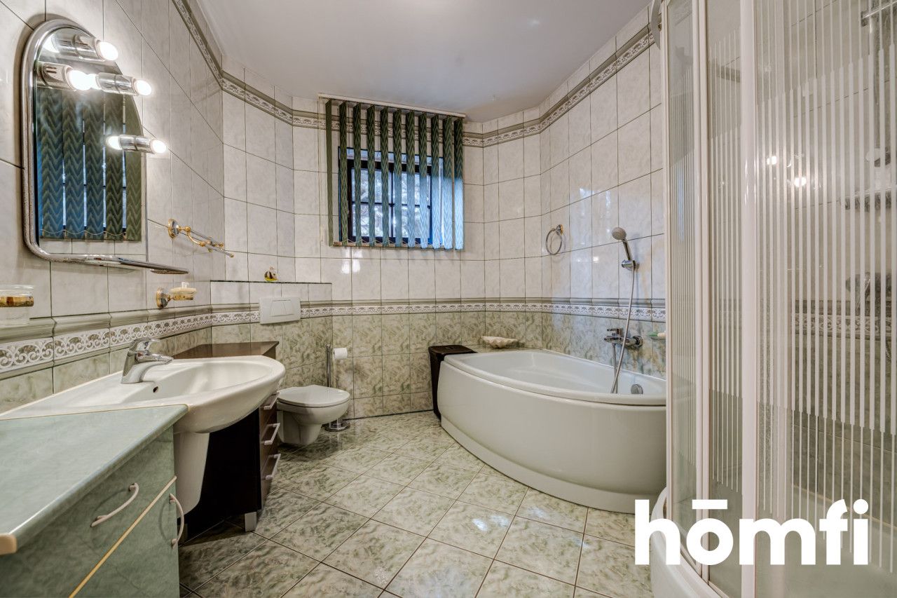 Przestronny dom wysokiej klasy + hala na posesji - Dom - Sprzedaż - Radom, Kozia Góra