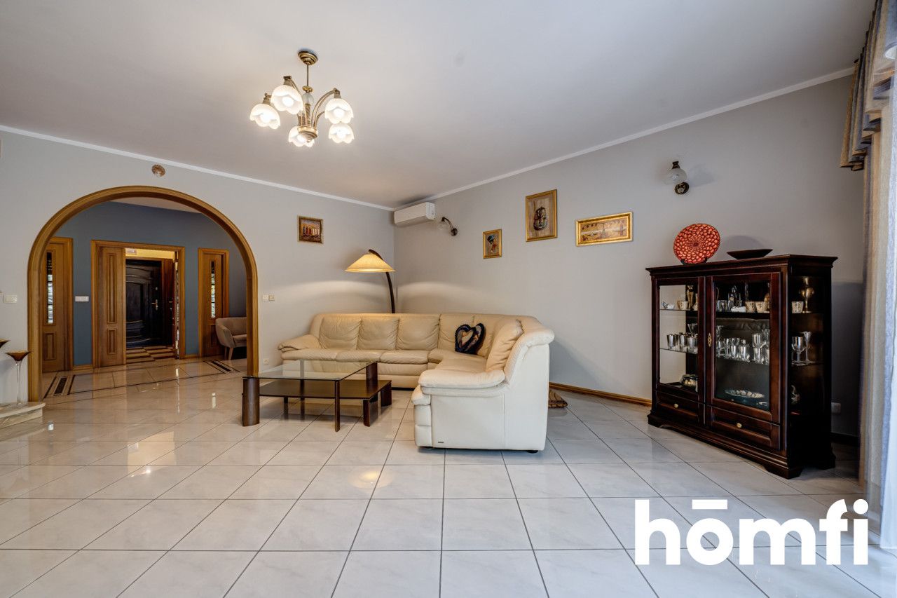 Przestronny dom wysokiej klasy + hala na posesji - Dom - Sprzedaż - Radom, Kozia Góra