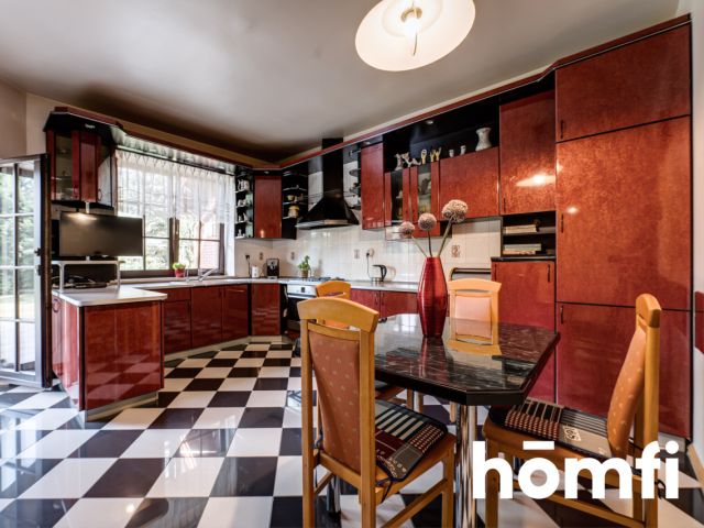 Przestronny dom wysokiej klasy + hala na posesji - Dom - Sprzedaż - Radom, Kozia Góra