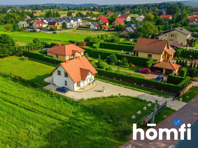 Dom na ogrodzonej widokowej 15arowej działce - Dom - Sprzedaż - Rzeszów, Budziwój