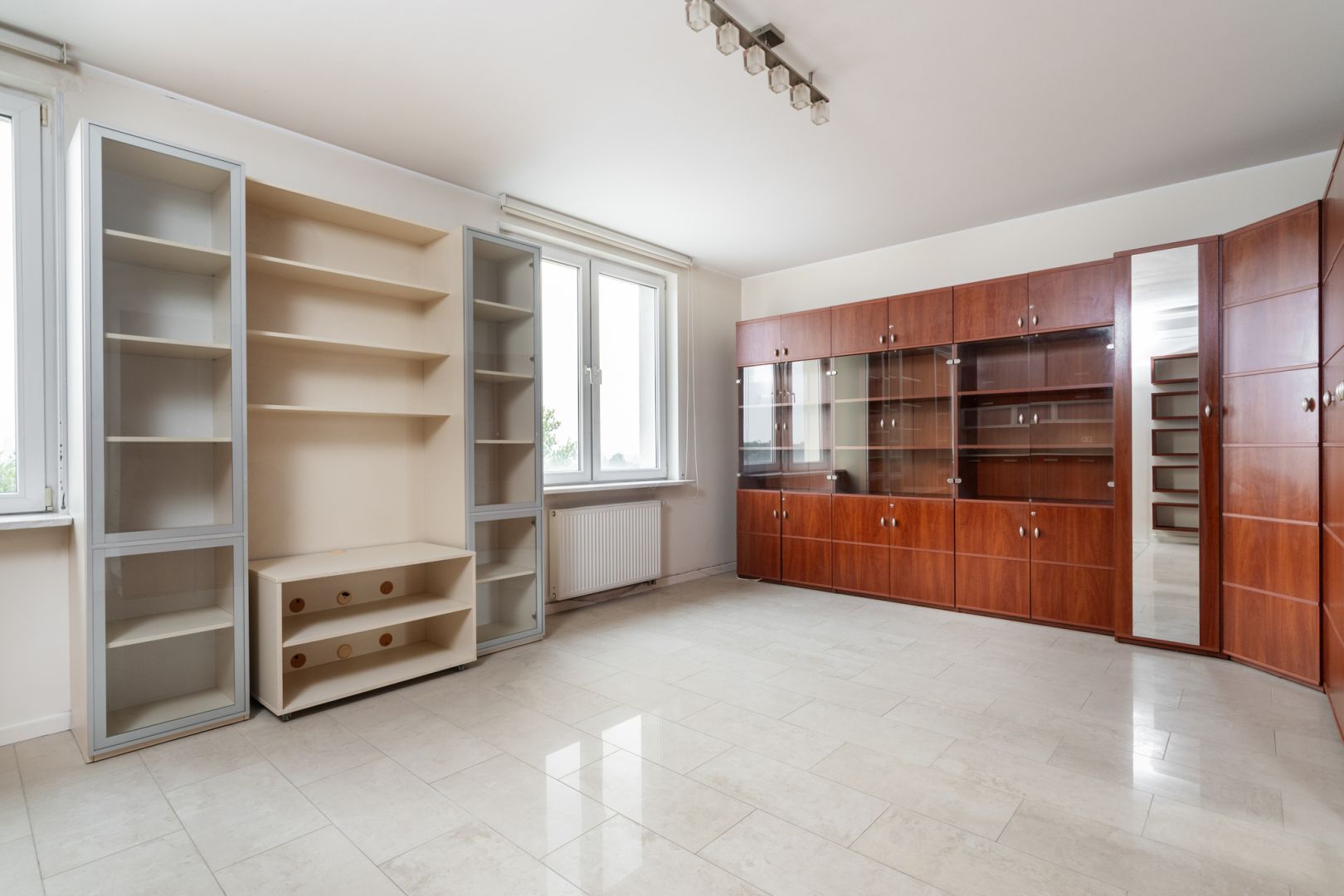 Przestronna kawalerka|Żoliborz 40m2 z klimatyzacją - Mieszkanie - Sprzedaż - Warszawa, Żoliborz / Stary Żoliborz