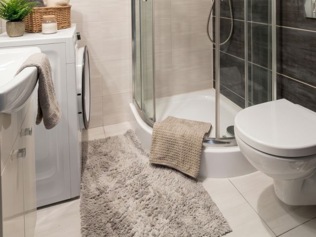comfortable 44 m² apartment, located on the 6th floor at 42 Aleje Jerozolimskie in Warsaw - Квартира - Оренда - Warszawa, Śródmieście