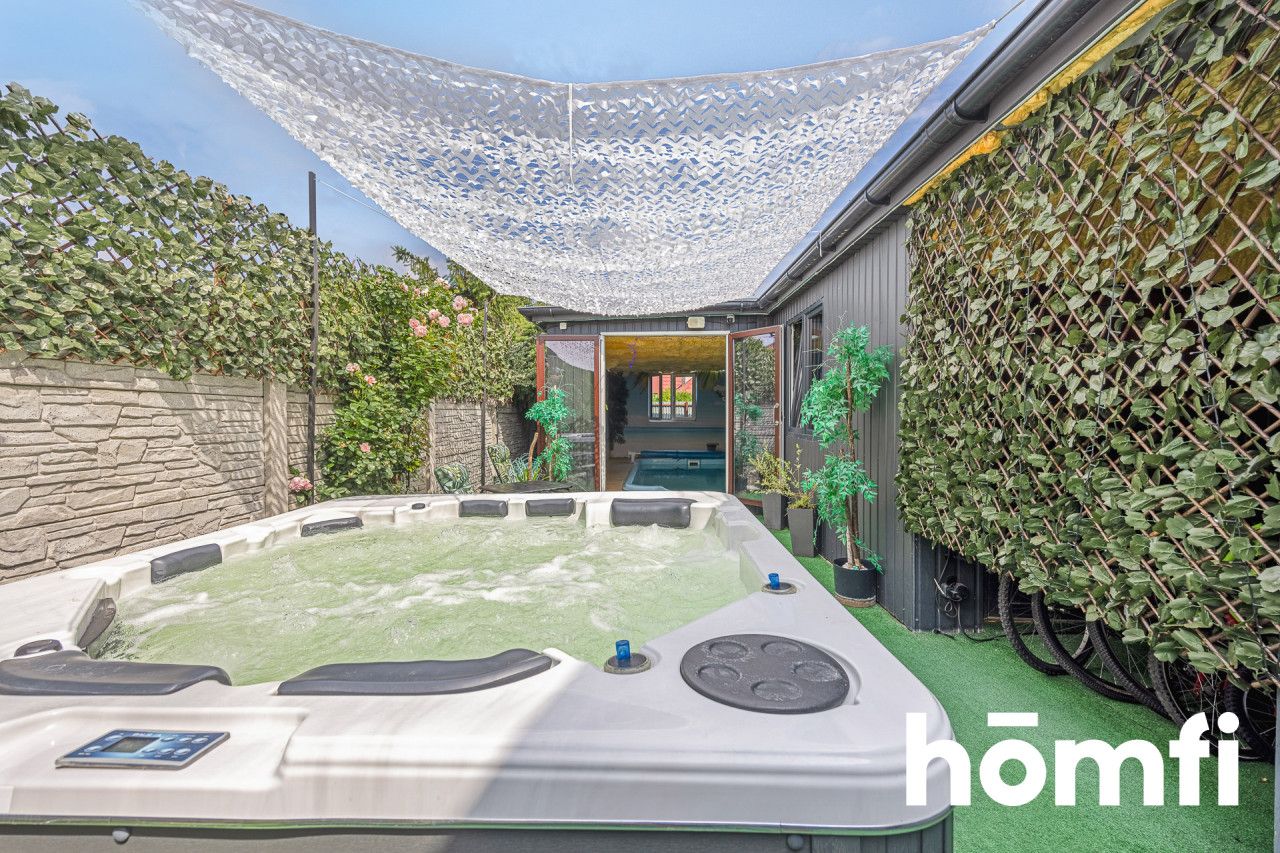 Hotel with a swimming pool, sauna, jacuzzi, salt cave and restaurant in Rzeszów - Комерційне приміщення - Продаж - Rzeszów, Budziwój