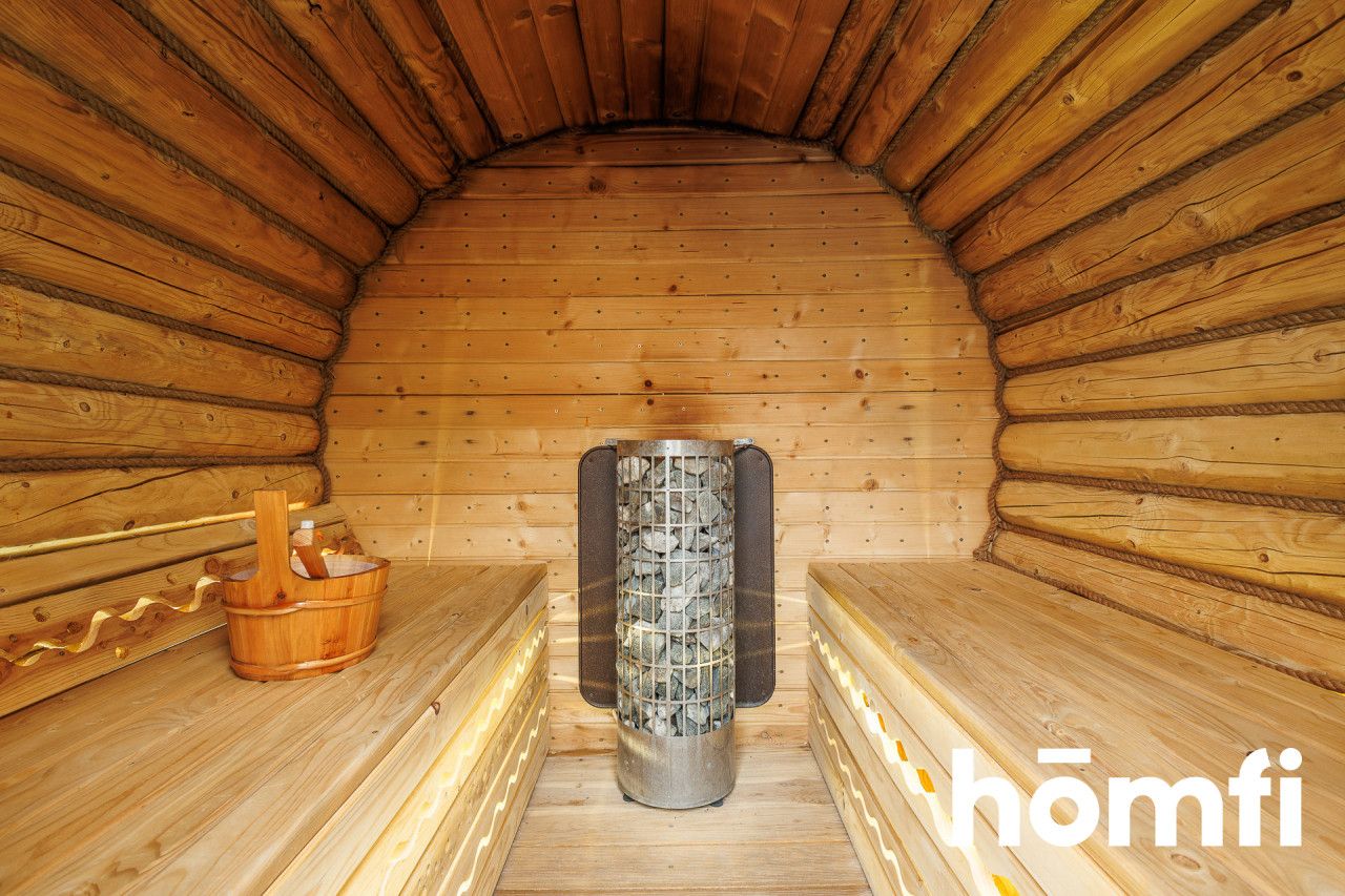 Na sprzedaż hotel z basenem, sauną, jacuzzi, grotą solną i restauracją w Rzeszowie - Lokal użytkowy - Sprzedaż - Rzeszów, Budziwój