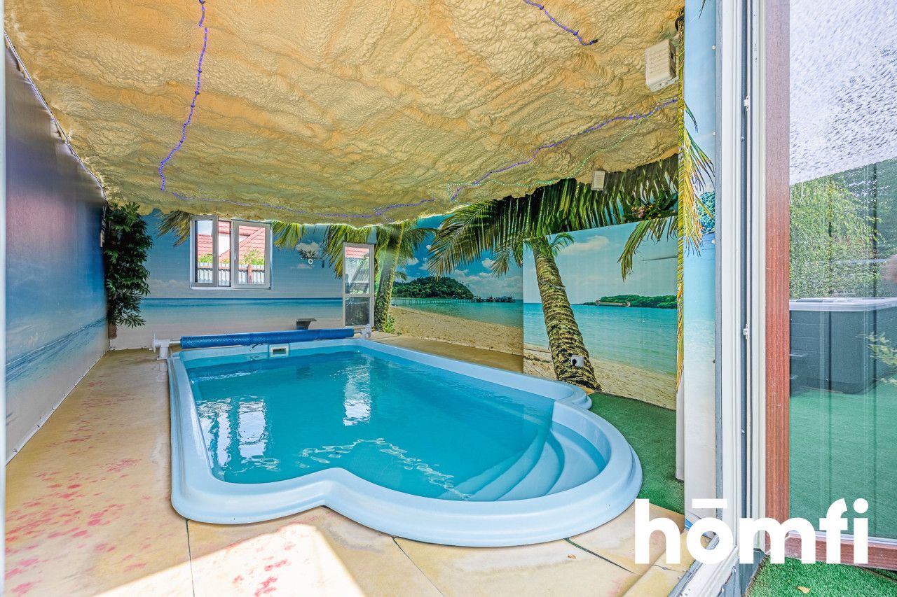 Hotel with a swimming pool, sauna, jacuzzi, salt cave and restaurant in Rzeszów - Комерційне приміщення - Продаж - Rzeszów, Budziwój