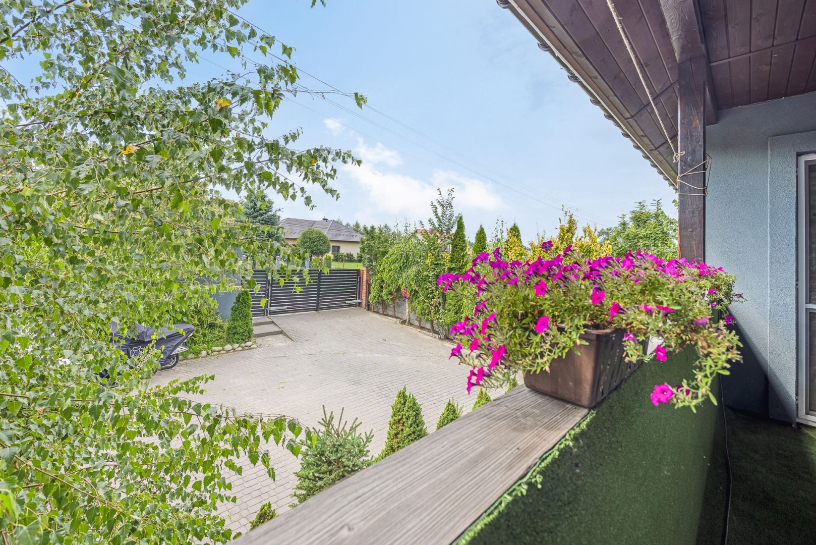 Na sprzedaż hotel z basenem, sauną, jacuzzi, grotą solną i restauracją w Rzeszowie - Lokal użytkowy - Sprzedaż - Rzeszów, Budziwój