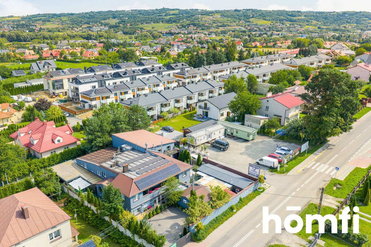 Hotel with a swimming pool, sauna, jacuzzi, salt cave and restaurant in Rzeszów - Комерційне приміщення - Продаж - Rzeszów, Budziwój