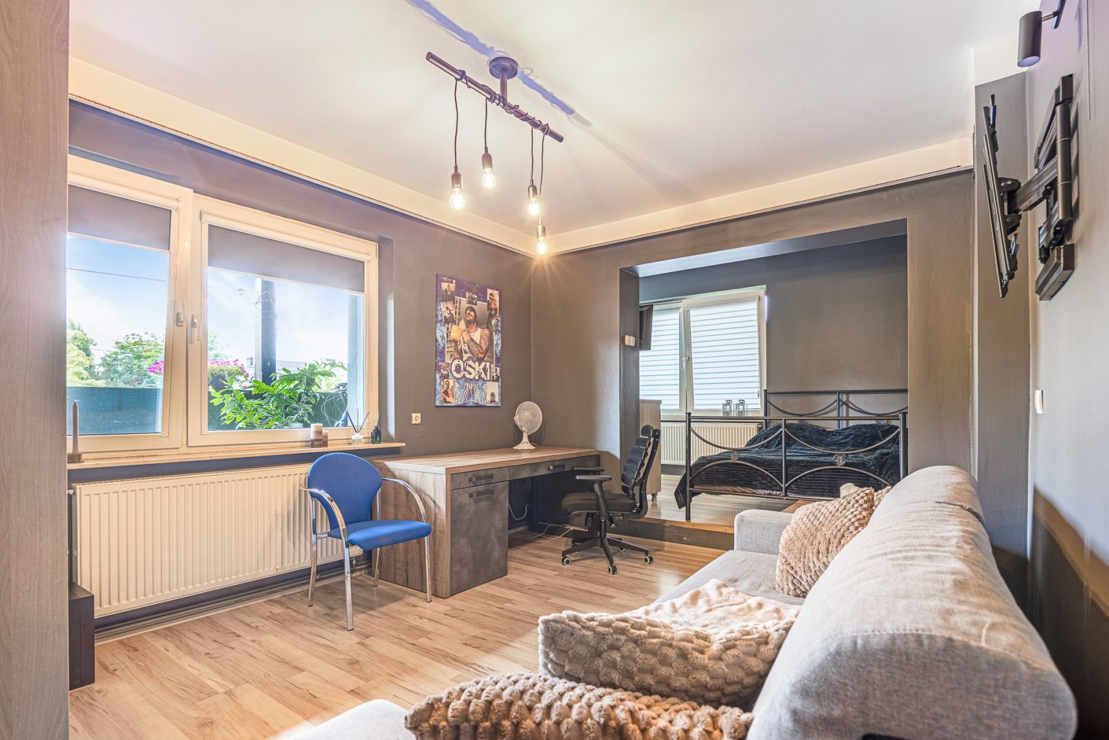 Na sprzedaż hotel z basenem, sauną, jacuzzi, grotą solną i restauracją w Rzeszowie - Lokal użytkowy - Sprzedaż - Rzeszów, Budziwój